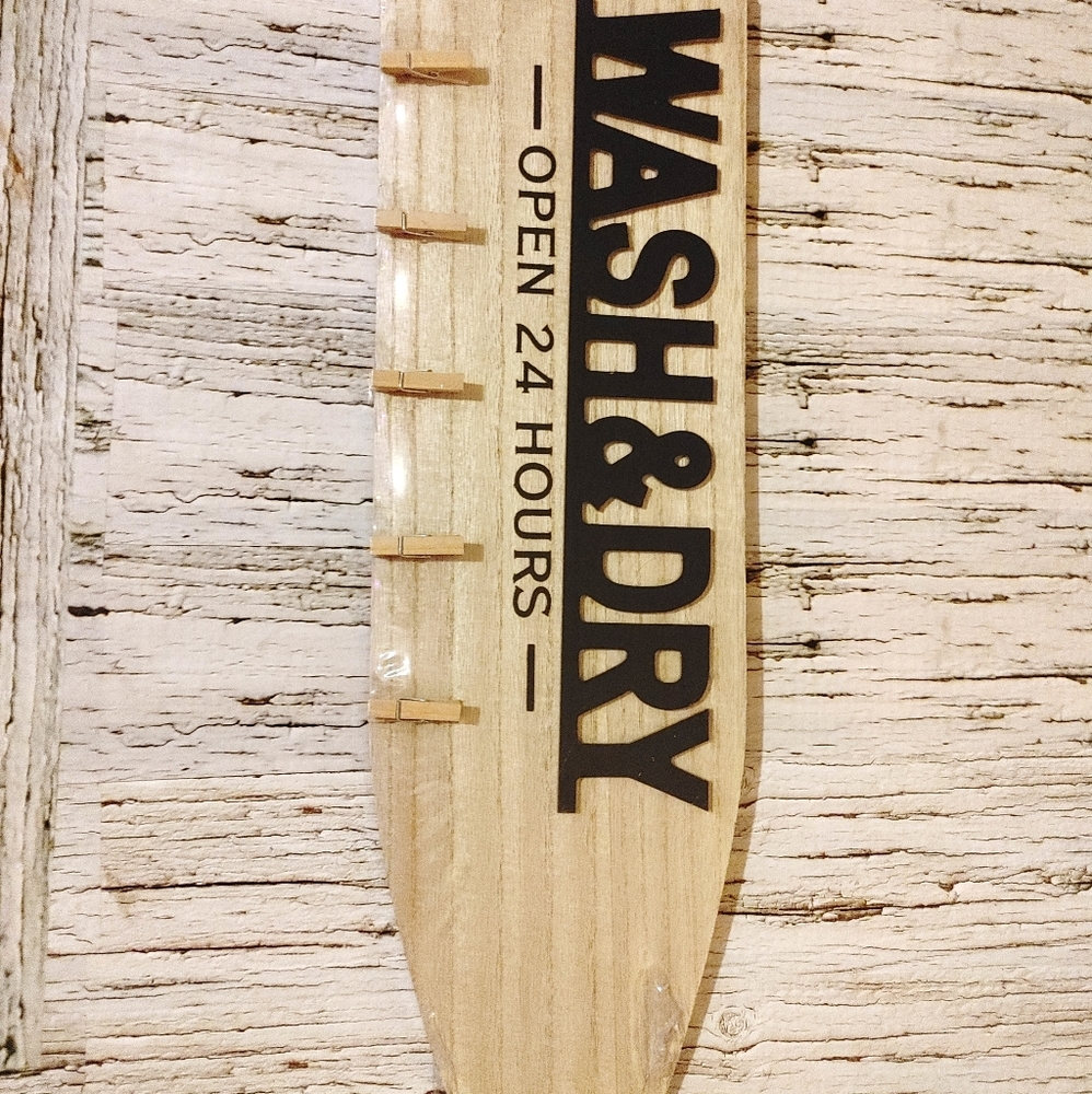 Wash & Dry Open 24 Hours